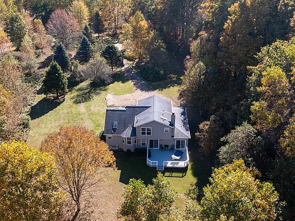 3rd image of 12944 Old Lake Rd