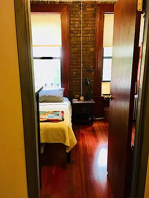 Rented by Point NYC | media 10