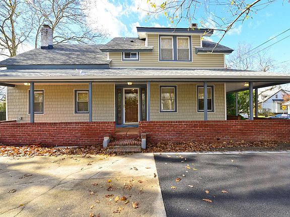 4th image of 670 Thomas Ave