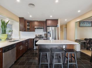16388 88th Ave, Surrey, BC