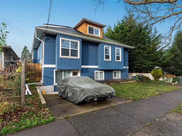 2526 Scott St, Victoria, BC V8R 4H7