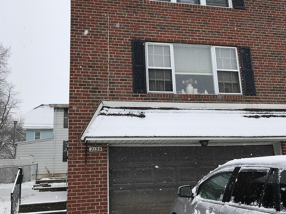 1st image of 2135 Grant Ave Floor 2