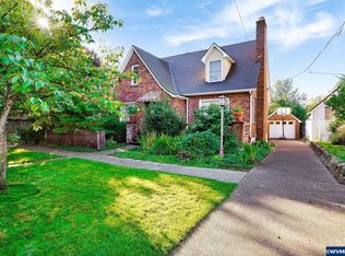 881 Cottage St NE, Salem, OR 97301