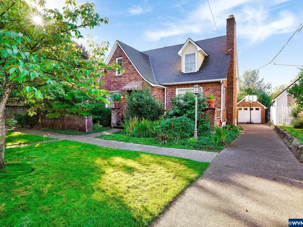 881 Cottage St NE, Salem, OR 97301