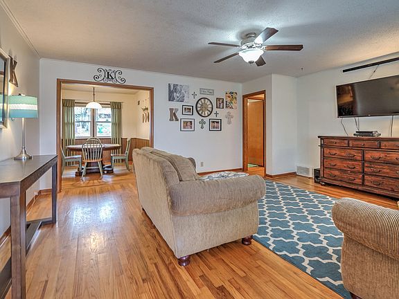 5th image of 1411 E McLeod Ave