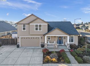 1200 S 41st Pl, Springfield, OR 97478