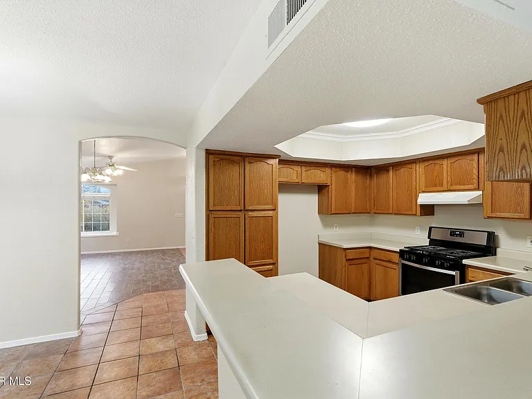 7536 Le Conte Dr — Photo 11