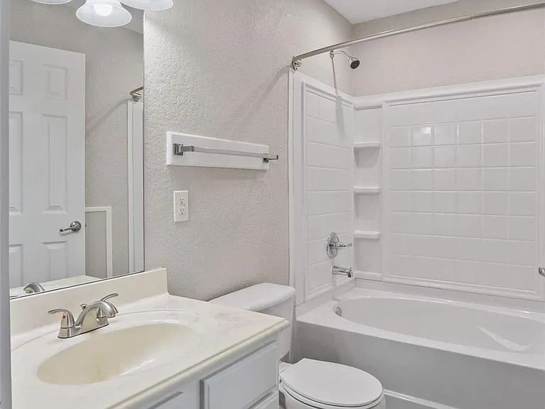 11700 League Line Rd #122 — Photo 9