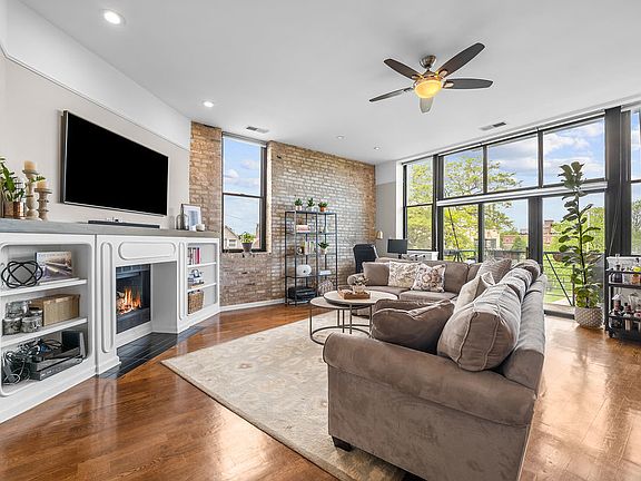 2nd image of 2512 N Bosworth Ave APT 304