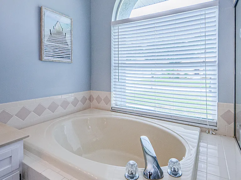 Master Bathroom 1c_05192023