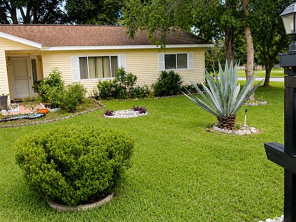 3rd image of 11281 SW 78th Ct