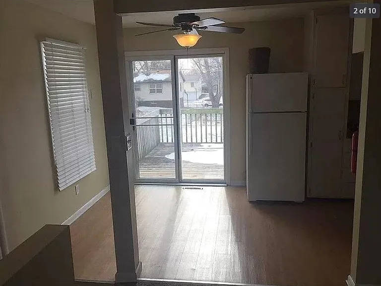 1611 Crosby Ln — Photo 3
