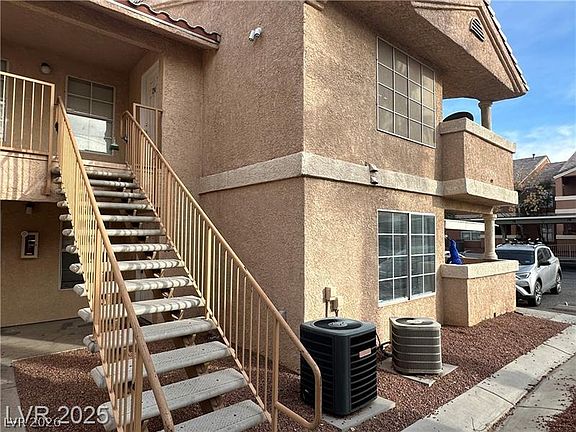2nd image of 1830 N Pecos Rd Unit 230