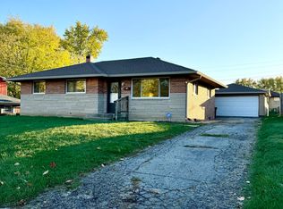 606 Memorial Dr, Beech Grove, IN 46107