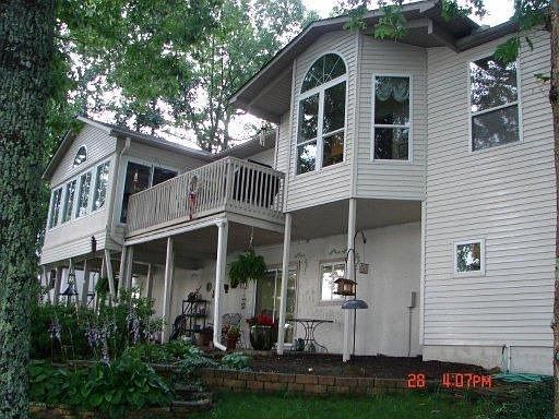 2nd image of 226 Lakewood Dr