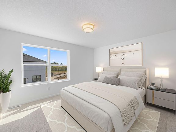 3rd image of 10389 Birchwood Cir