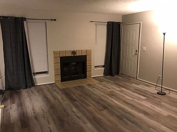 4th image of 4975 Newport Cove Dr APT C