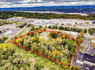 1984 South Rd, Poughkeepsie, NY 12601