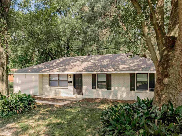 10351 N Harvey Dr, Baton Rouge, LA 70815