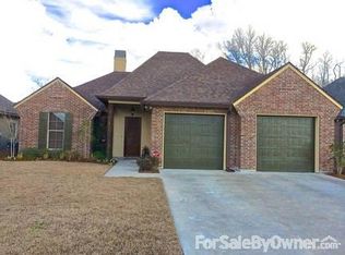 411 Blackwater River Dr, Lafayette, LA 70508