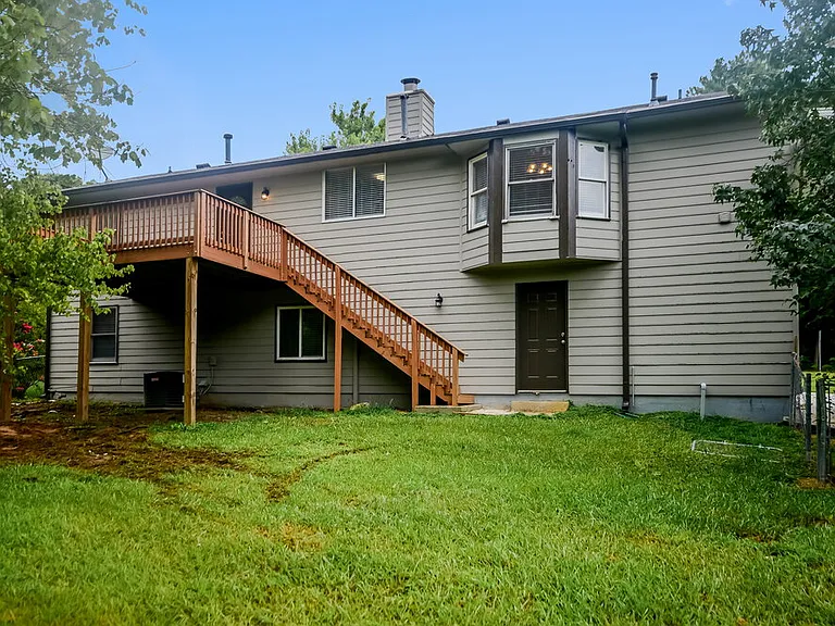1847 Litchfield Rd — Photo 17