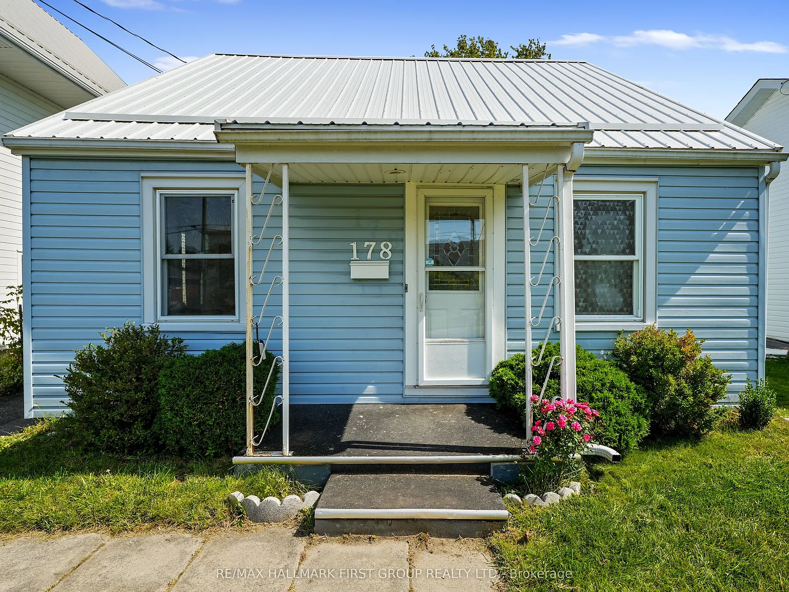 4 bed, $2,700 — Photo 3