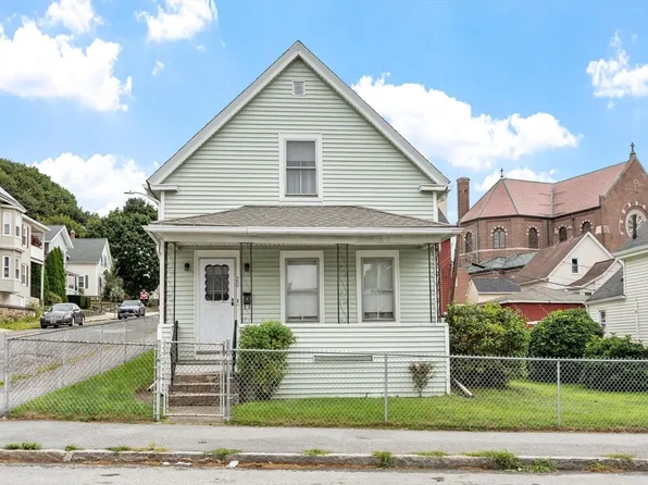 20 Orient St, Worcester, MA 01604