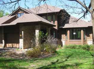 10774 3rd Street Pl N, Lake Elmo, MN 55042
