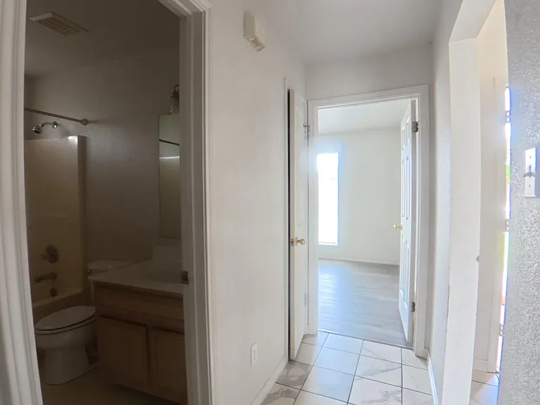 4908 Topsey Dr — Photo 11