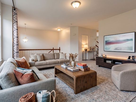 3rd image of 809 Brodhead Dr
