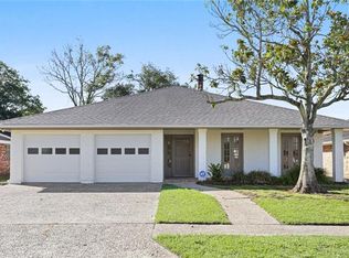 317 Lassalle Dr, River Ridge, LA 70123