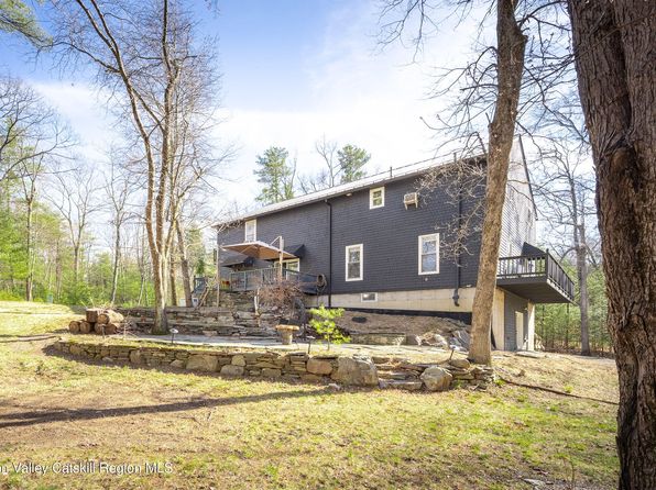 46 Sylken Lane, West Hurley, NY 12491