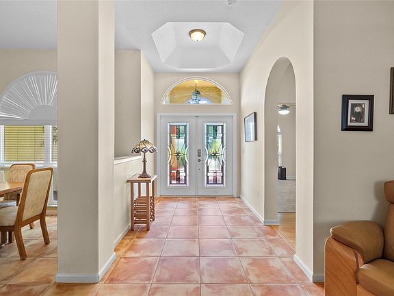 5th image of 6021 NW Favian Avenue