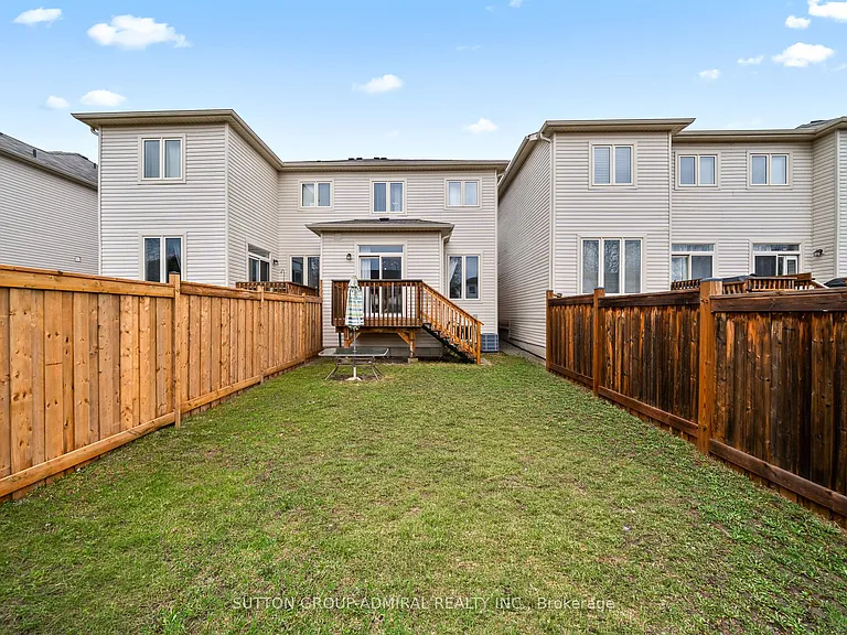 23 Greenwood Dr — Photo 36