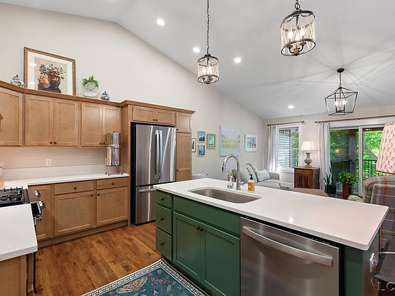 4th image of 1641 Rivers Edge Ct