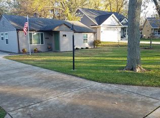 8417 Rutledge St, Merrillville, IN 46410