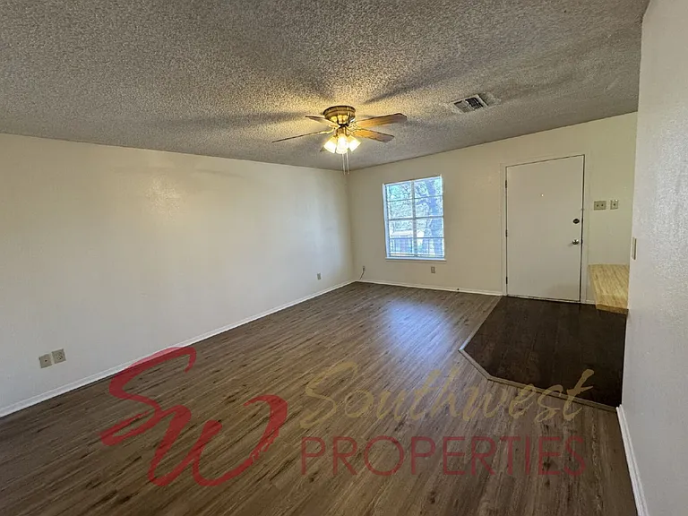 1387 W McNeill St #7 — Photo 7