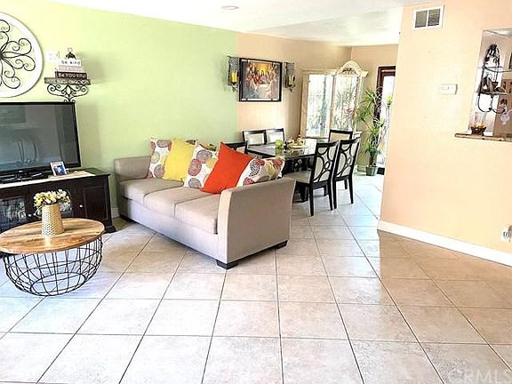 3rd image of 4255 Clara St #5-5-E
