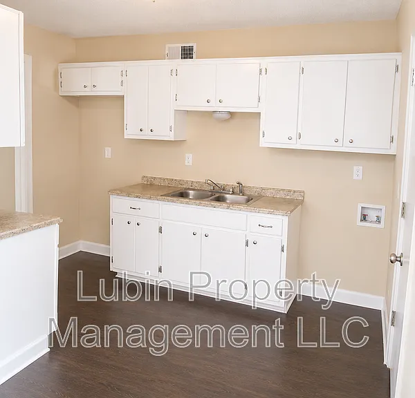 583 Moccasin Dr — Photo 6