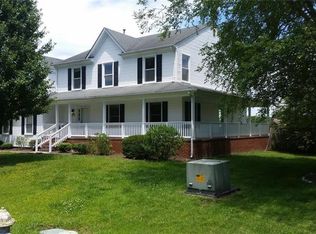 417 School House Rd, Chesapeake, VA 23322