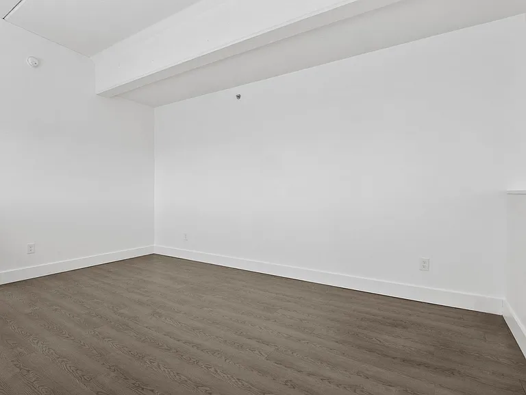 4500 S Kingshighway Blvd #13 — Photo 19