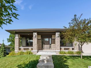 6919 Wildrye Rd, Lincoln, NE 68521