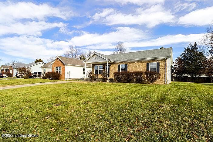 1st image of 176 Deerfield Ct