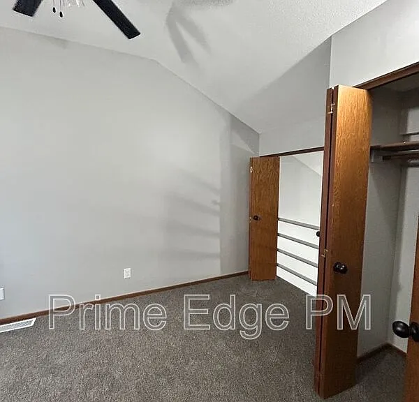 1701 Ridgehaven Ct #5 — Photo 14