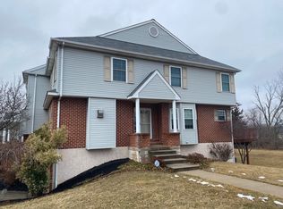 34 Cedar Ct, Royersford, PA 19468