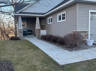 957 Firesteed Rdg, Waconia, MN 55387