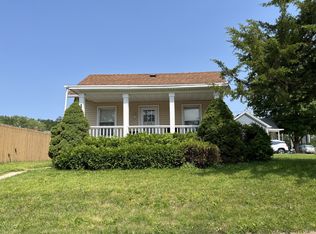 1124 Laharpe St, La Salle, IL 61301