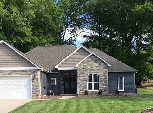 228 Oakside Dr, Harrisburg, NC 28075