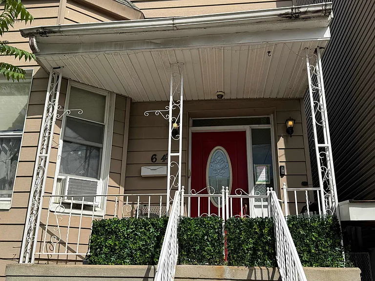 64 Cambridge Ave #1 — Photo 2