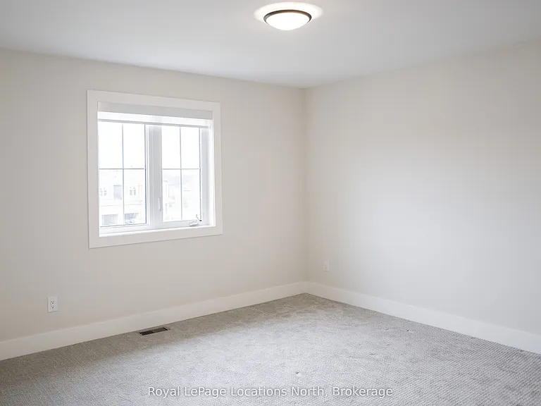 142 Black Willow Cres — Photo 11
